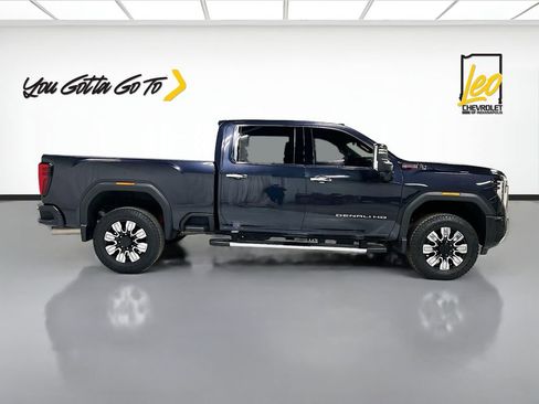 Used 2024 GMC Sierra 2500 Denali w/ Denali Reserve Package image 4
