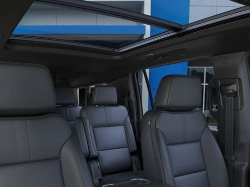New 2026 Chevrolet Suburban RST image 24