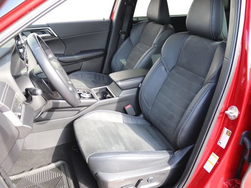 Used 2022 Mitsubishi Outlander SE AWD/4WD image 4