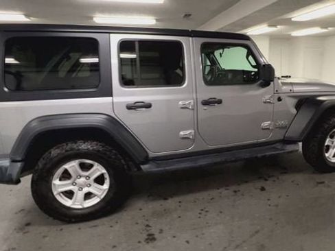 Used 2020 Jeep Wrangler Unlimited Sport S AWD/4WD image 9