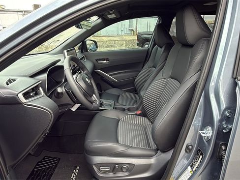 New 2026 Toyota Corolla Cross XSE image 9