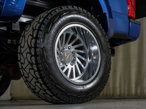 Used 2022 Ford F250 Lariat w/ Chrome Package image 55