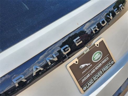 New 2025 Land Rover Range Rover SE image 8