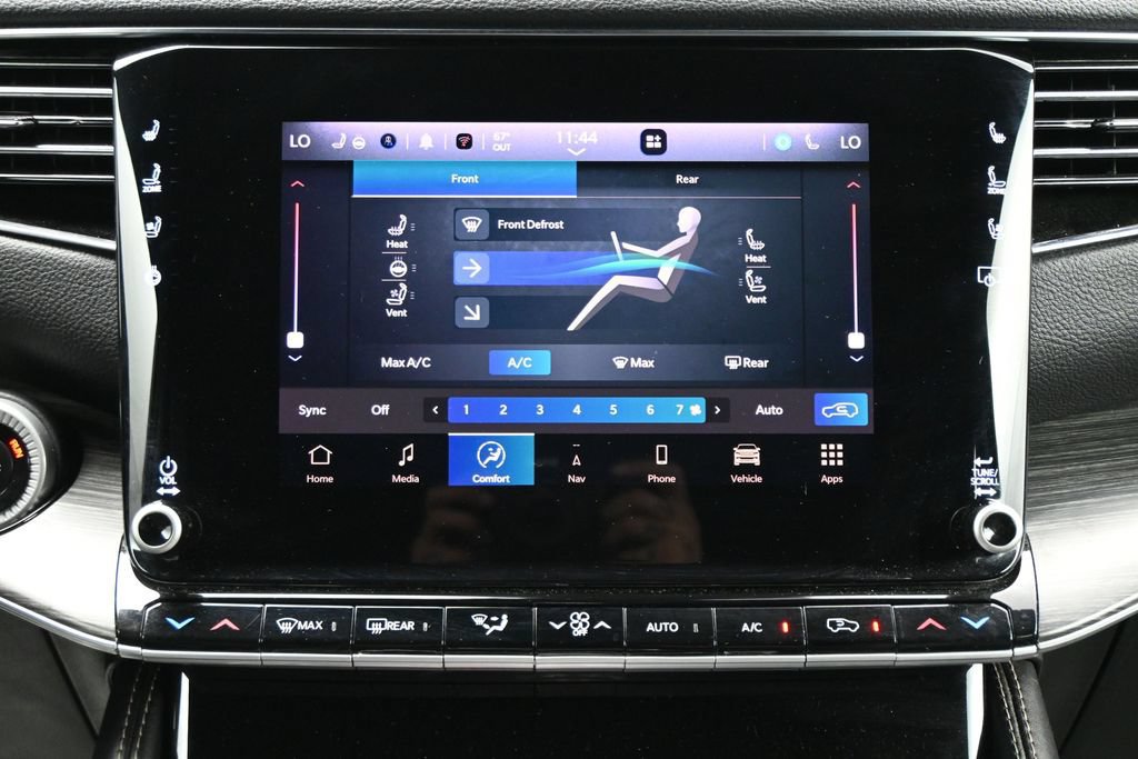 Used 2024 Jeep Wagoneer Series II AWD/4WD image 19