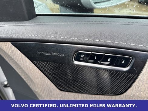 Certified 2023 Volvo XC90 B6 Ultimate w/ Protection Package Premier image 11