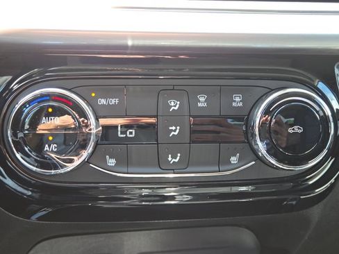 New 2026 Chevrolet Trax LT w/ Driver Confidence Package FWD image 31