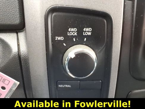 Used 2017 RAM 1500 ST w/ SXT Appearance Group image 21