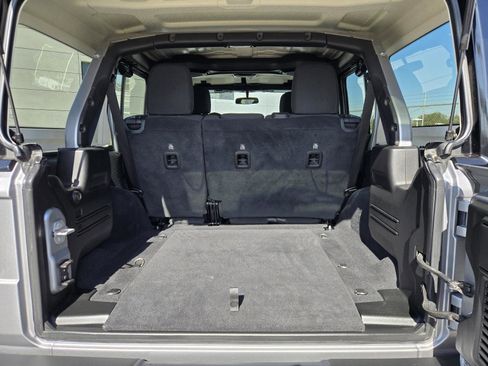 Used 2020 Jeep Wrangler Unlimited Sport image 29