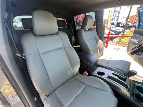 Used 2015 Toyota Tacoma PreRunner w/ Limited Package RWD image 20