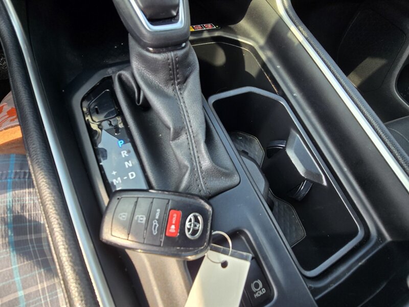 Used 2024 Toyota Grand Highlander AWD image 19