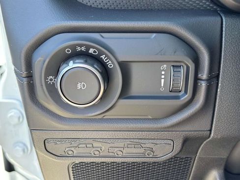 New 2026 Jeep Wrangler Unlimited Rubicon AWD/4WD image 17