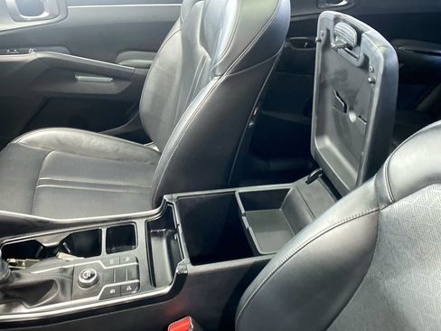 Used 2023 Kia Sorento S w/ Panoramic Sunroof Package FWD image 29