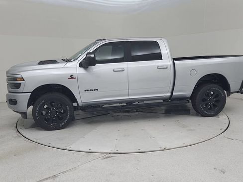 New 2026 RAM 2500 Laramie w/ Night Edition AWD/4WD image 8