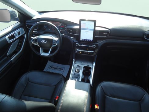 Used 2023 Ford Explorer Limited w/ Limited Technology Package AWD/4WD image 11