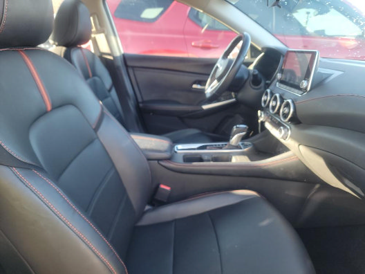 Used 2024 Nissan Sentra SR w/ SR Premium Package FWD image 8