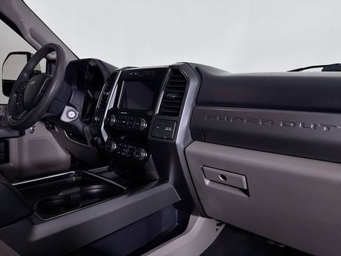 Used 2022 Ford F350 XLT w/ XLT Premium Package image 27