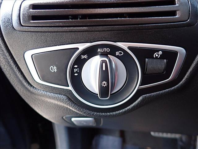 Used 2022 Mercedes-Benz GLC 300 4MATIC image 15