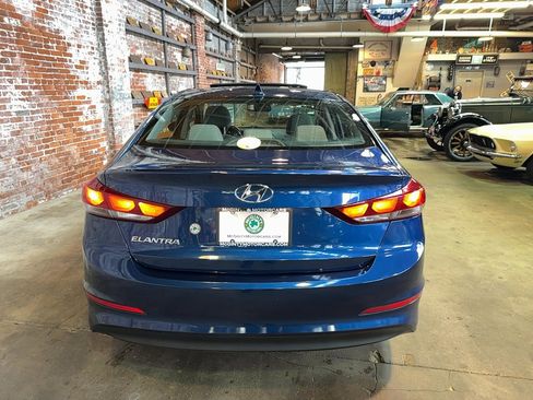 Used 2018 Hyundai Elantra Value Edition image 4
