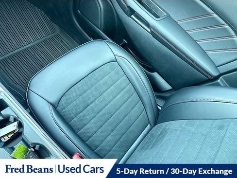 Used 2024 Ford Edge ST-Line AWD/4WD image 32
