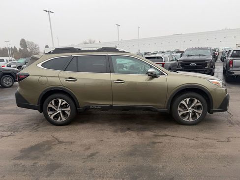 Used 2020 Subaru Outback Touring image 5