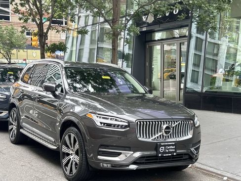 Certified 2023 Volvo XC90 B6 Ultimate AWD/4WD image 1