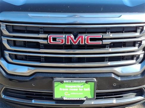 Used 2021 GMC Acadia AT4 image 10