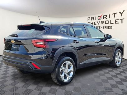 New 2026 Chevrolet Trax LS w/ LS Convenience Package