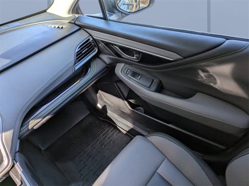 Used 2024 Subaru Outback Onyx Edition image 18