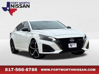 Used 2024 Nissan Altima 2.5 SR