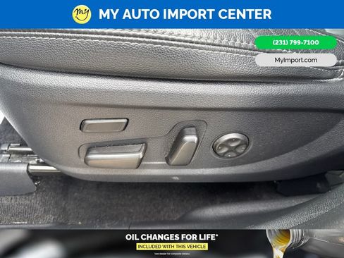 Used 2020 Hyundai Santa Fe Limited AWD/4WD image 14