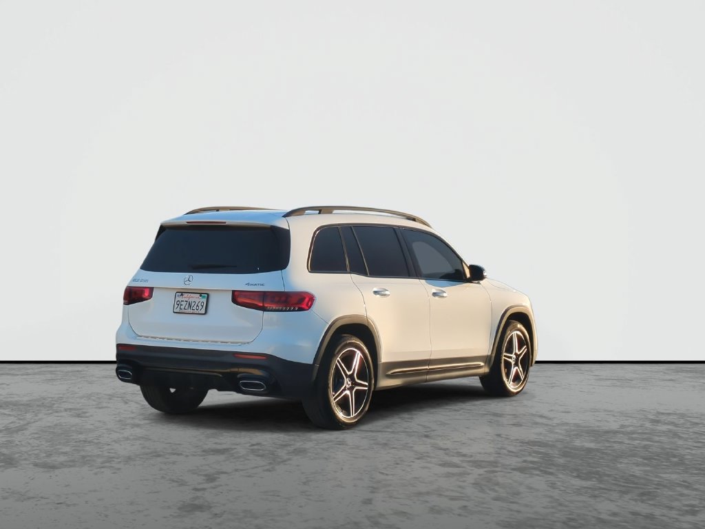 Used 2023 Mercedes-Benz GLB 250 4MATIC image 8