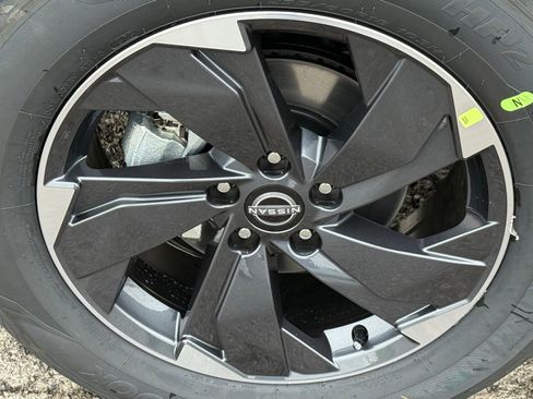 New 2026 Nissan Rogue SV w/ SV Premium Package image 9