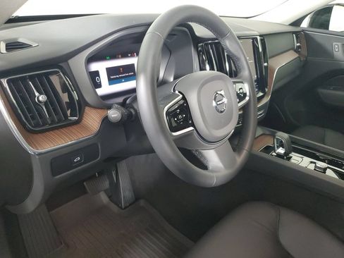 Used 2024 Volvo XC60 B5 Plus w/ Protection Package Premier AWD/4WD image 26