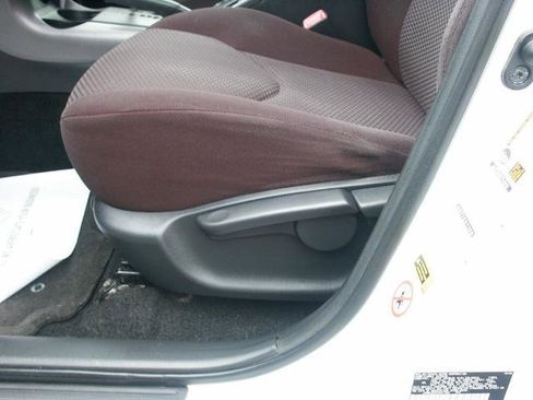 Used 2007 Toyota RAV4 Sport image 14