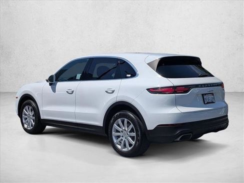 Used 2023 Porsche Cayenne AWD/4WD image 8