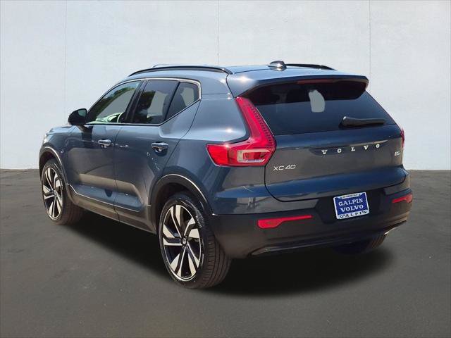 Used 2026 Volvo XC40 B5 Plus AWD/4WD image 7
