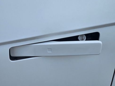 New 2025 Hyundai Ioniq 5 SEL image 14