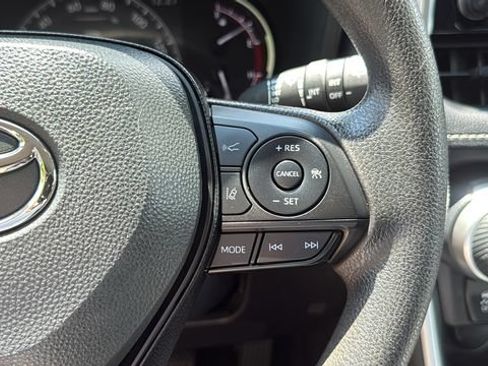 Certified 2025 Toyota RAV4 XLE AWD/4WD image 13
