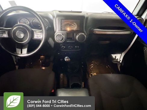 Used 2016 Jeep Wrangler Unlimited Sport w/ Max Tow Package AWD/4WD image 7