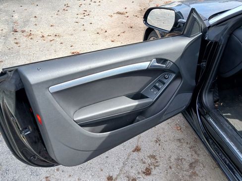 Used 2011 Audi A5 2.0T Premium Plus w/ Premium Plus Pkg image 15