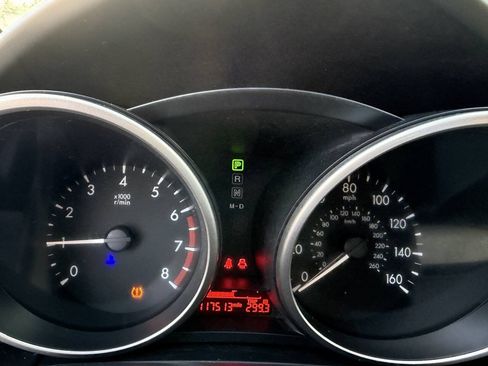 Used 2012 MAZDA MAZDA5 Grand Touring FWD image 28