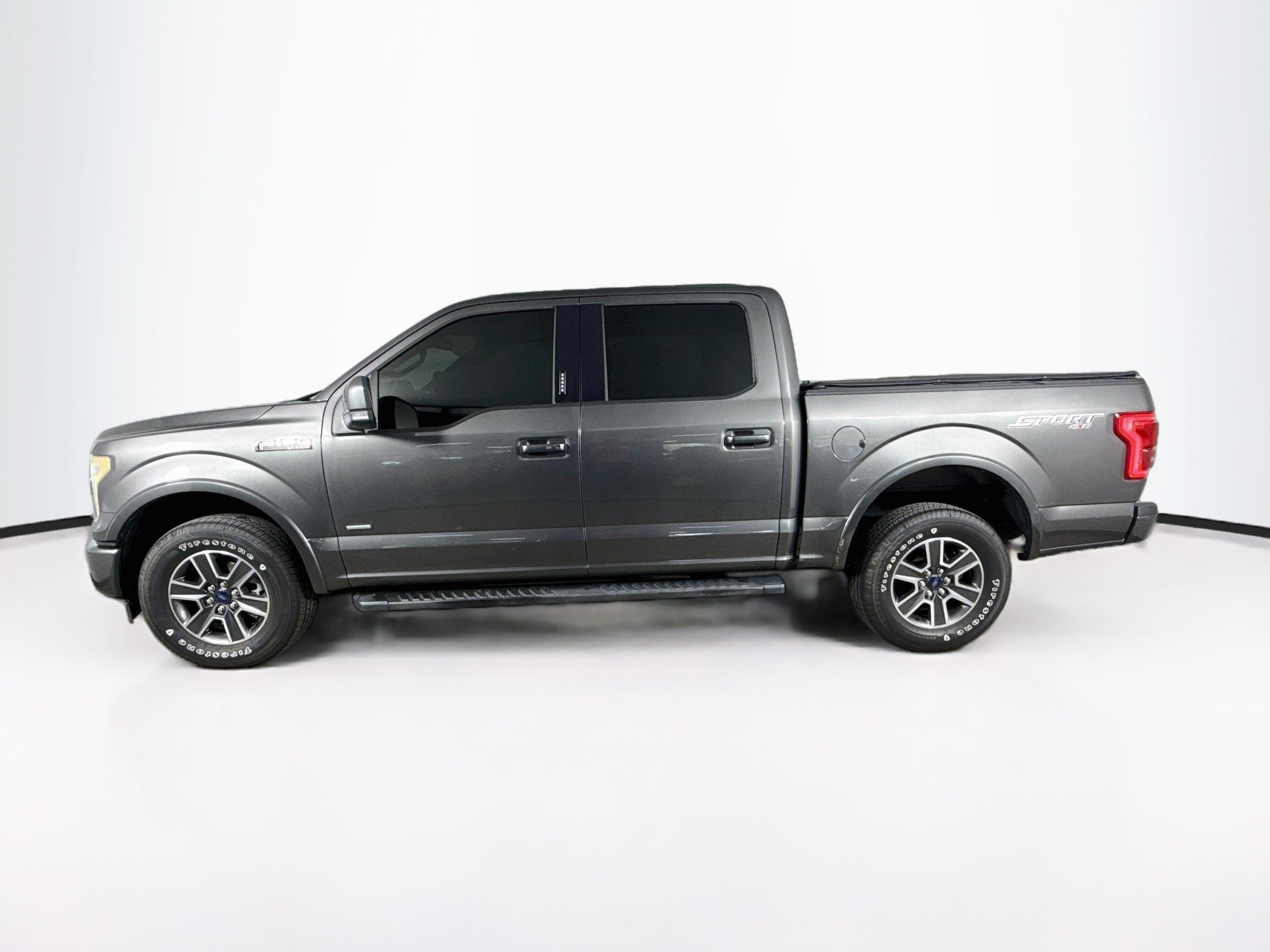 Used 2017 Ford F150 Lariat w/ Equipment Group 502A Luxury AWD/4WD image 7