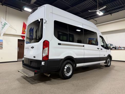 Used 2021 Ford Transit 350 XL image 6