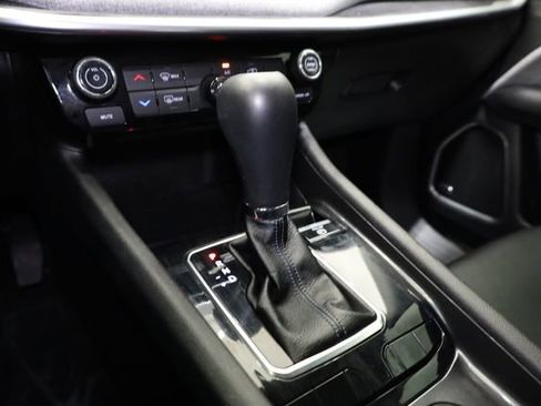 Used 2022 Jeep Compass Latitude w/ Sun and Sound Group FWD image 21