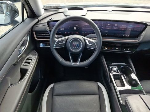 Used 2025 Buick Envision Sport Touring image 12