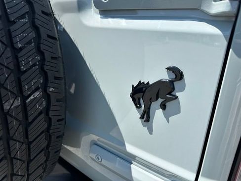 Used 2023 Ford Bronco Outer Banks AWD/4WD image 11