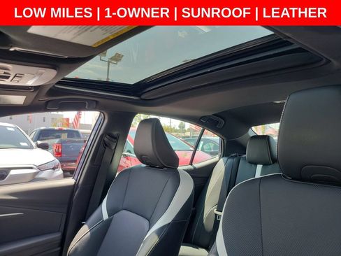 Used 2025 Toyota Camry SE w/ Multimedia Upgrade Package FWD image 5