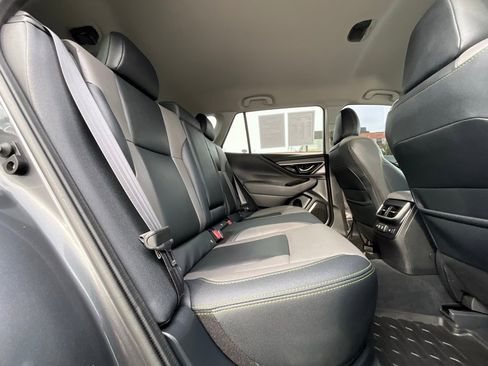 Certified 2022 Subaru Outback Onyx Edition XT w/ Popular Package #2 image 15