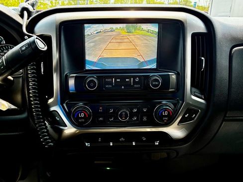 Used 2018 Chevrolet Silverado 1500 LT w/ All Star Edition AWD/4WD image 13