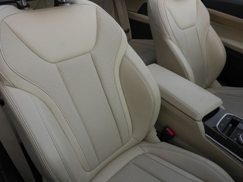 Used 2022 BMW 430i Convertible w/ Premium Package RWD image 16